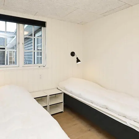 26 Person In Fr Rup Tatil Evi