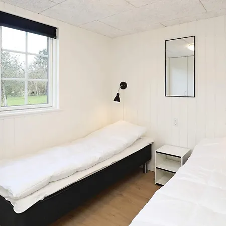 5 Star Holiday Home In Frorup *