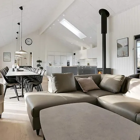 5 Star Holiday Home In Frorup *
