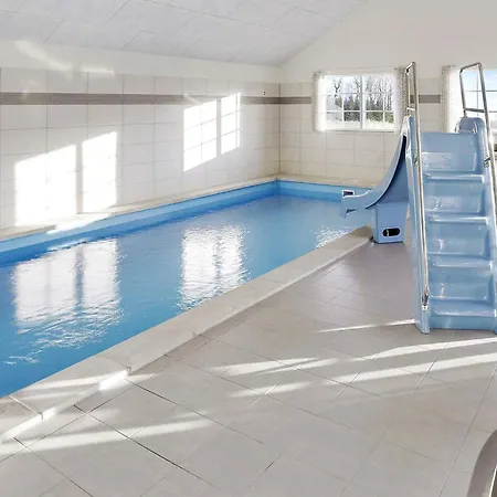 26 Person Holiday Home In Frorup Tatil Evi *